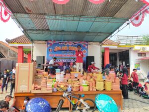 “Jalan Sehat Meriahkan Peringatan HUT RI Ke-80 di Desa Kesugihan”